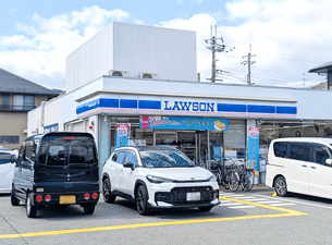 ローソン 川西清和台店